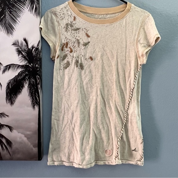 Embroidered Tshirt with Tree and Birds - Picture 9 of 14